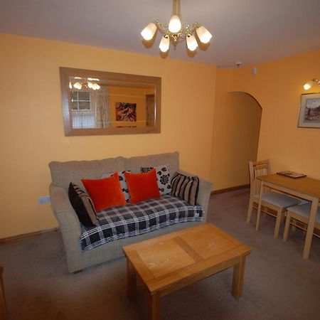 Saltburn Holidays Primrose Cottage 기스버러 객실 사진